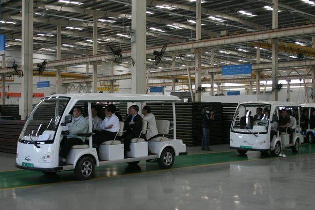 全國(guó)政協(xié)港澳臺(tái)僑委員會(huì)副主任林樹森、貴州省省長(zhǎng)趙克志一行蒞臨廣日工業(yè)園視察