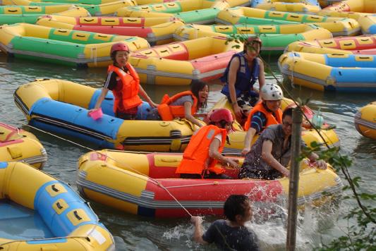 【員工風(fēng)采】廣日電氣2011年度員工旅游活動(dòng)火熱進(jìn)行中